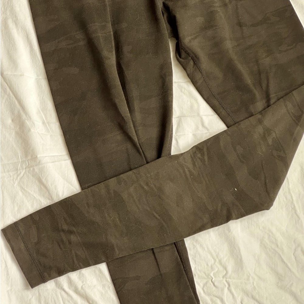 Lululemon Athletic Women's Full Leggings 8